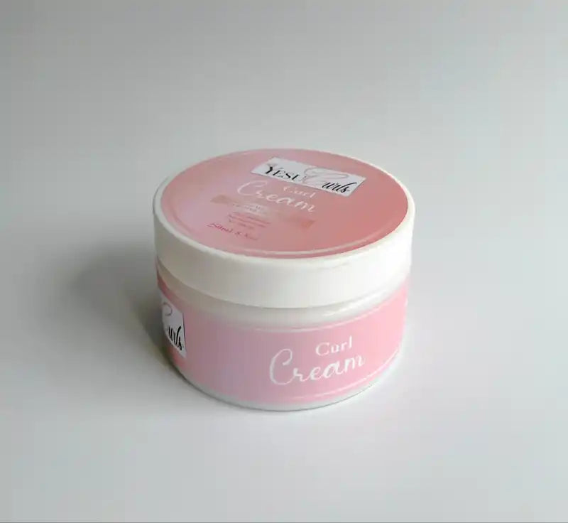 Defining Leave-In Cream